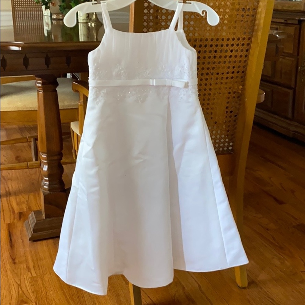 Wedding dresss for flower girl